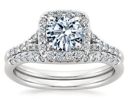 2 Reasons To Choose a Cushion-Cut Engagement Ring