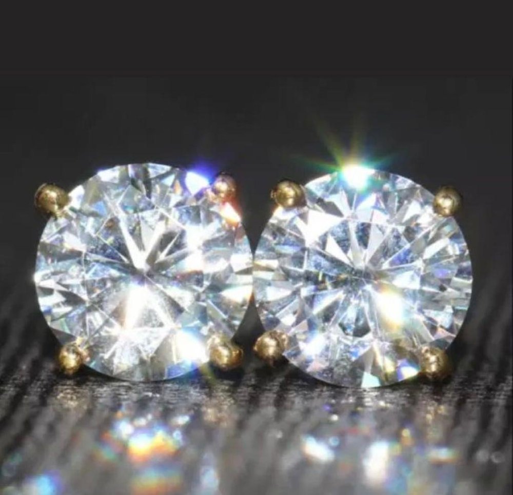 Diamond Stud Earring Care in Los Angeles: A Complete Guide