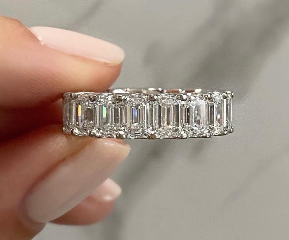 Where to Find Unique and Custom Diamond Wedding Bands in Los Angeles