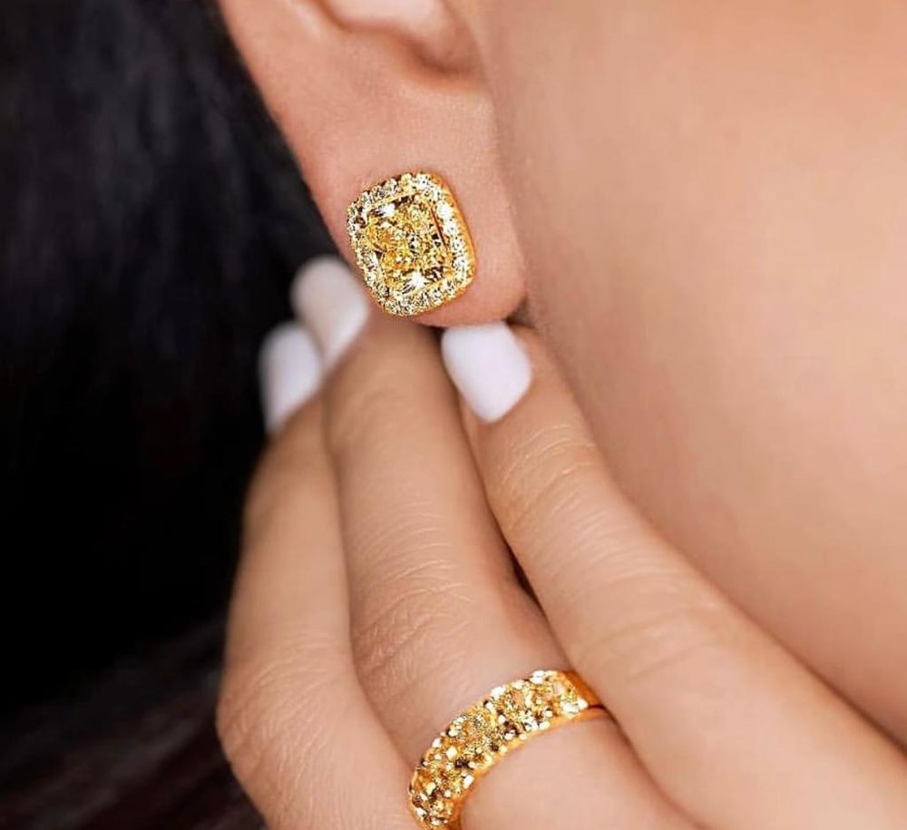 Latest Women Diamond Stud Earring Trends in Los Angeles