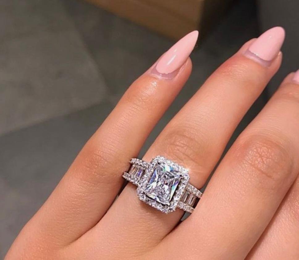 What Makes Lab Diamond Sales in Los Angeles the Smart Choice for  Luxury?